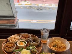 -Ongtong Khaosoi Ari Branch