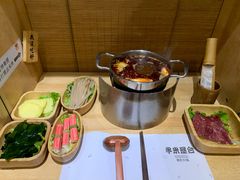 -独食火锅·半米屋台(直营总店)