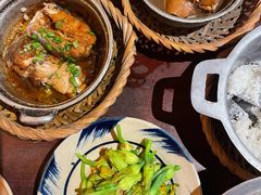 -Cuc Gach Quan Restaurant