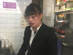 -万利隆·活力烘焙(人民路店)