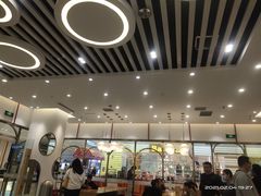 大堂-CoCo都可(吾悦店)
