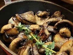 -CRAZYONES西班牙海鲜饭(上海美罗城店)