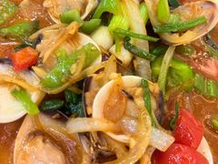 -覃记海鲜美食餐厅