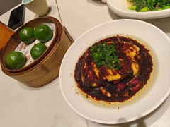 -泓历皇朝酒店(东亭店)