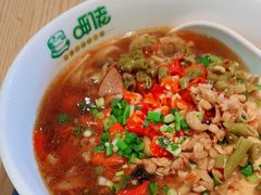 -呷佬·长沙手工米粉(金沙江路店)