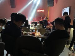 -TZ House音乐现场(来福士中心店)