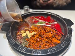 -卤校长老火锅(杨家坪直营店)