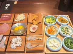 -银米·云南传统过桥米线(双廊黑金冠店)