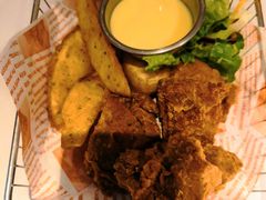 当红炸子鸡-阿妮叶李(光谷世界城店)