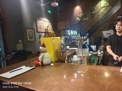 -LENBACH兰巴赫西餐啤酒坊(大连东港店)