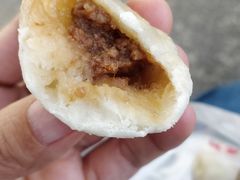 特色酱肉包-吃不亏特色包子(三峡广场店)