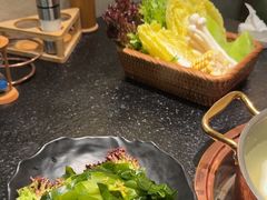 -得意咚瓜·顺德鱼生·冬瓜火锅(深圳首店)