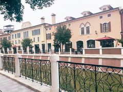 -佛罗伦萨小镇广佛名品奥特莱斯(疏港路店)