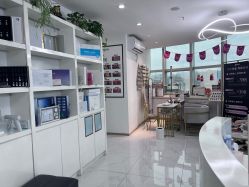 -瓷肌博士·祛痘科技美肤