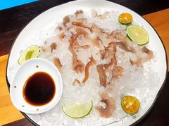 -臻鲜燕海鲜融合餐厅(金陵style店)