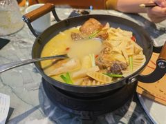 -披云云小馆·味道江湖(姚家园万象汇店)