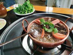 -银同牦牛肉火锅