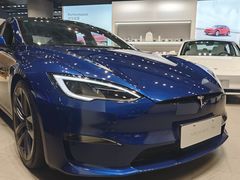 -TESLA 特斯拉(上海太古汇体验店)