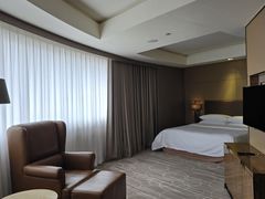 -昆明中心皇冠假日酒店