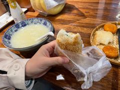 甜咸烧饼-韩萍老南京馄饨(河西万达店)