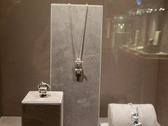 -HERMES(湖滨银泰in77店)