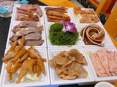 -一斗火锅·招财羊毛肚(北温泉九号店)