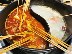 鸳鸯锅-钢管厂五区小郡肝串串香(奥克斯广场锦城万达店)