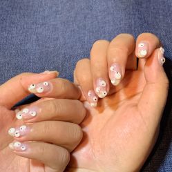 -DAZZLING BEAUTY美甲•美睫专门店