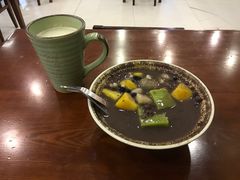 芋圆2号和杏仁茶-鲜芋仙(华府店)