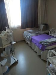 -南京健丽·去眼袋医疗美容机构