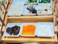 -香麒园·过桥米线·南湖雅宴