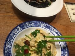 香拌腐皮-徽湘园和马路串串火锅