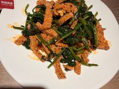 -耶里夏丽·新疆菜·28年喀什老馆(田林东路店)
