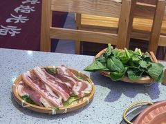 -阿婆情腊排骨火锅(金虹路店)