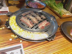 -青瓦炭韩潮烤肉(花园道店)