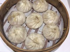 蟹粉小笼-馋三尺蟹粉小笼(人民广场店)