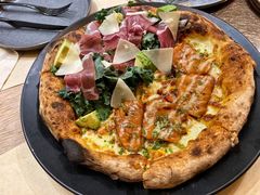 牛油果帕尔马生火腿披萨-O'mills Sourdough Bakery&Bistro(永嘉路店)