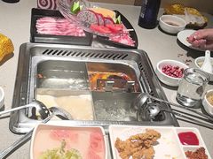 -海底捞火锅(宝龙广场夜宵主题店)