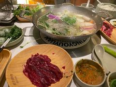 -左庭右院鲜牛肉火锅(南通CBD大有境店)
