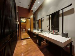 -丽思卡尔顿酒店泳池(金融街店)