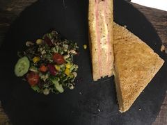 -HIGH FIVE哈福手工汉堡(桂林路店)