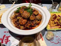 肥肥香辣蟹PLUS-肥肥虾庄·金牌油焖大虾(杨园滨江时代walk店)
