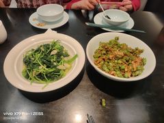 -在莲野·湖北民间菜·头牌松滋鸡(光谷步行街店)