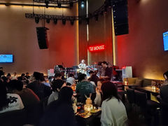 -TZ House音乐现场(来福士中心店)