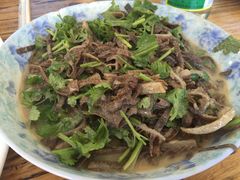 -溢心园香河肉饼总店