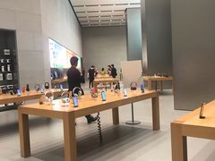 -Apple零售店(华贸购物中心店)