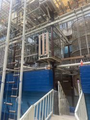 -PIPIKINGDOM皮皮王国欢乐号(欢乐海岸购物中心店)