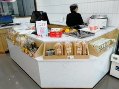 -华荣西饼屋(永护店)