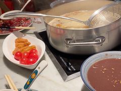 -尚尚仙·酸汤猪手·猪肚鸡火锅(华联万柳购物中心店)