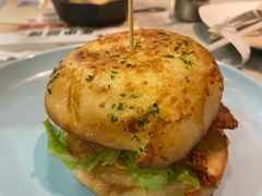 -必胜客(上海新南方商城PH店)